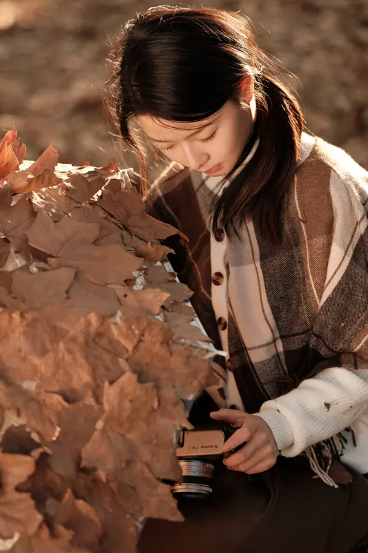 [YITUYU艺图语]2025.01.15 秋日落叶 蝴蝶妹妹 13