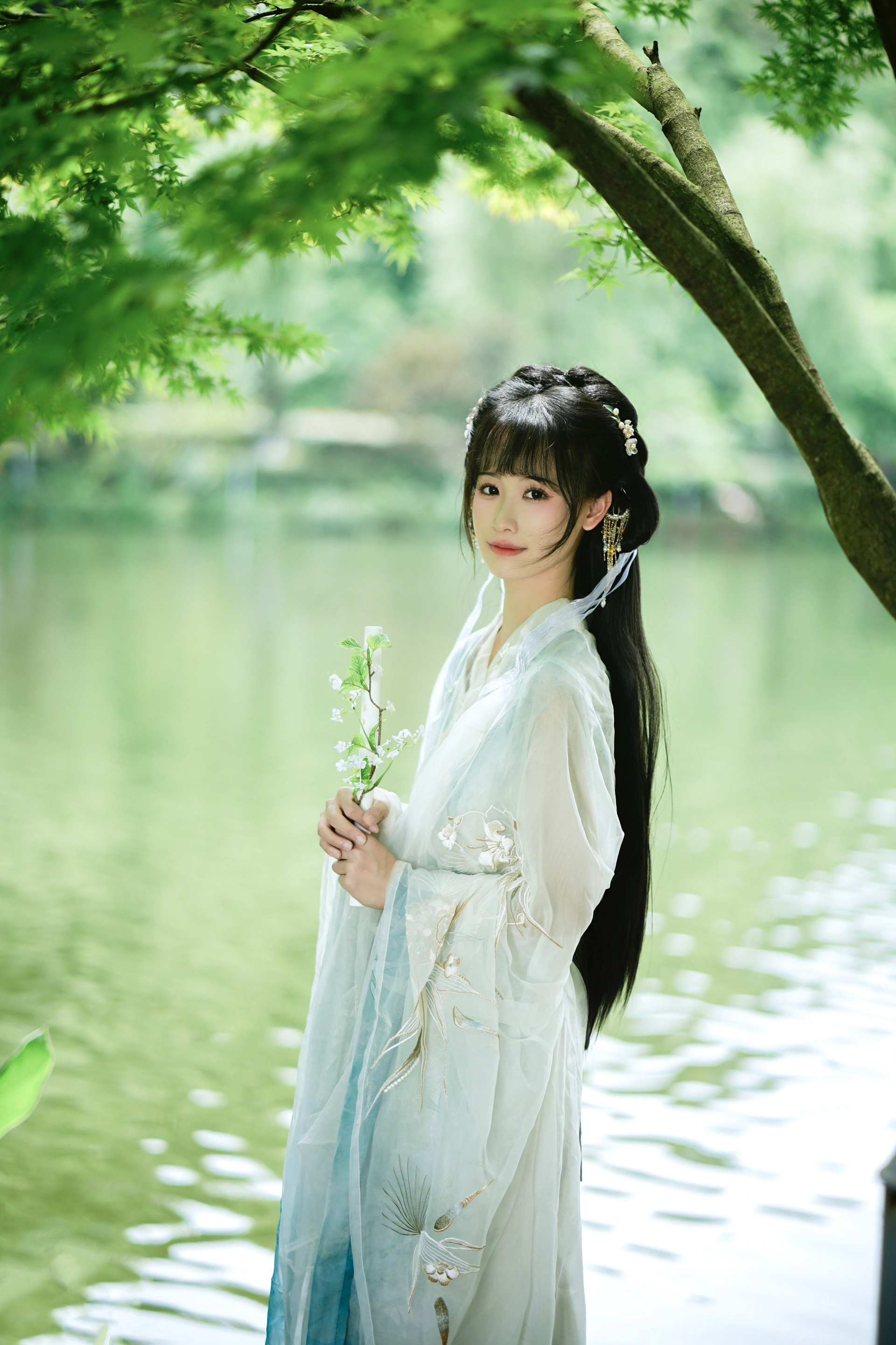[YITUYU艺图语]2025.01.22 小师妹 春娇 2